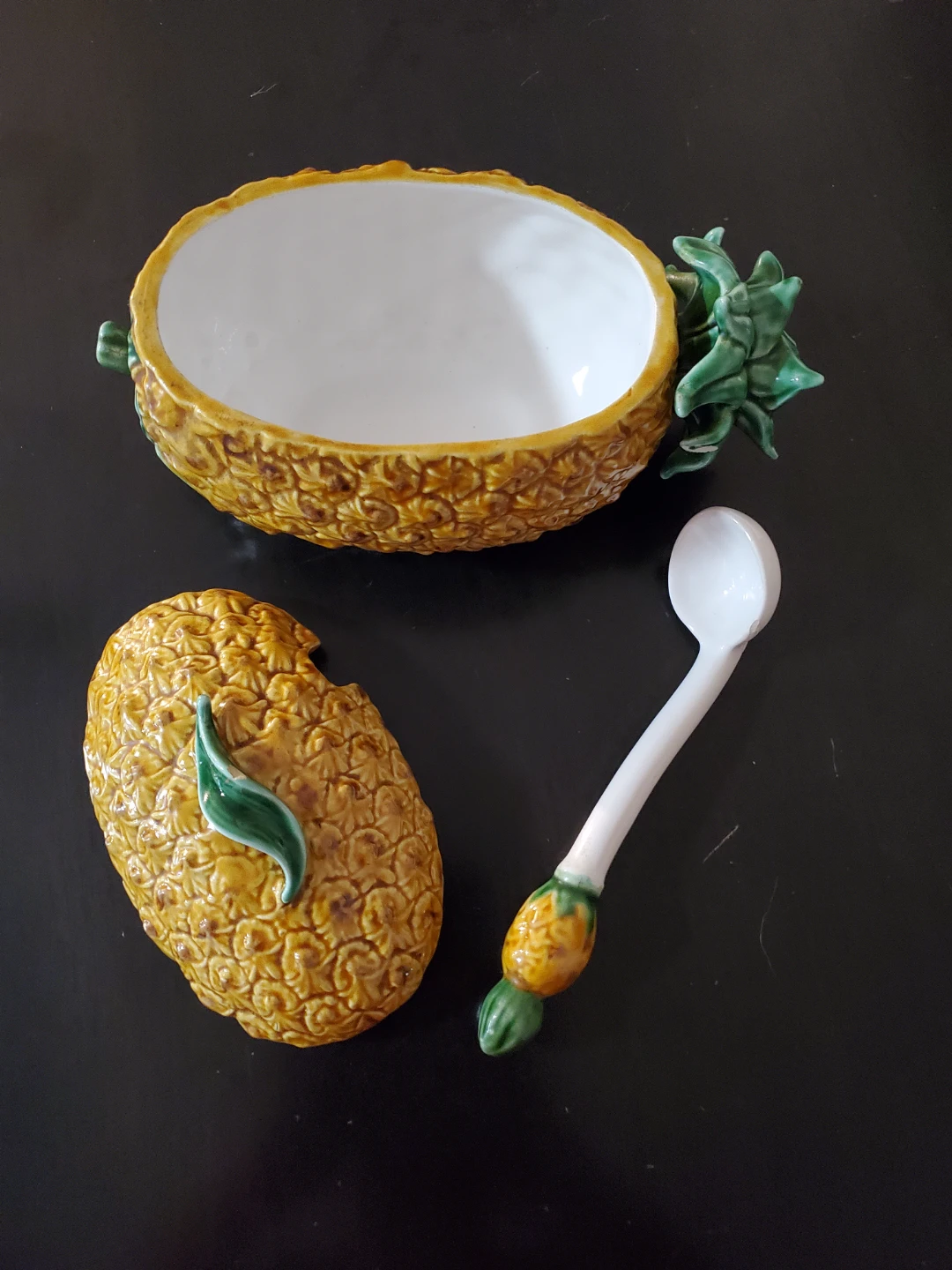 Portuguese Pineapple Serving Dish