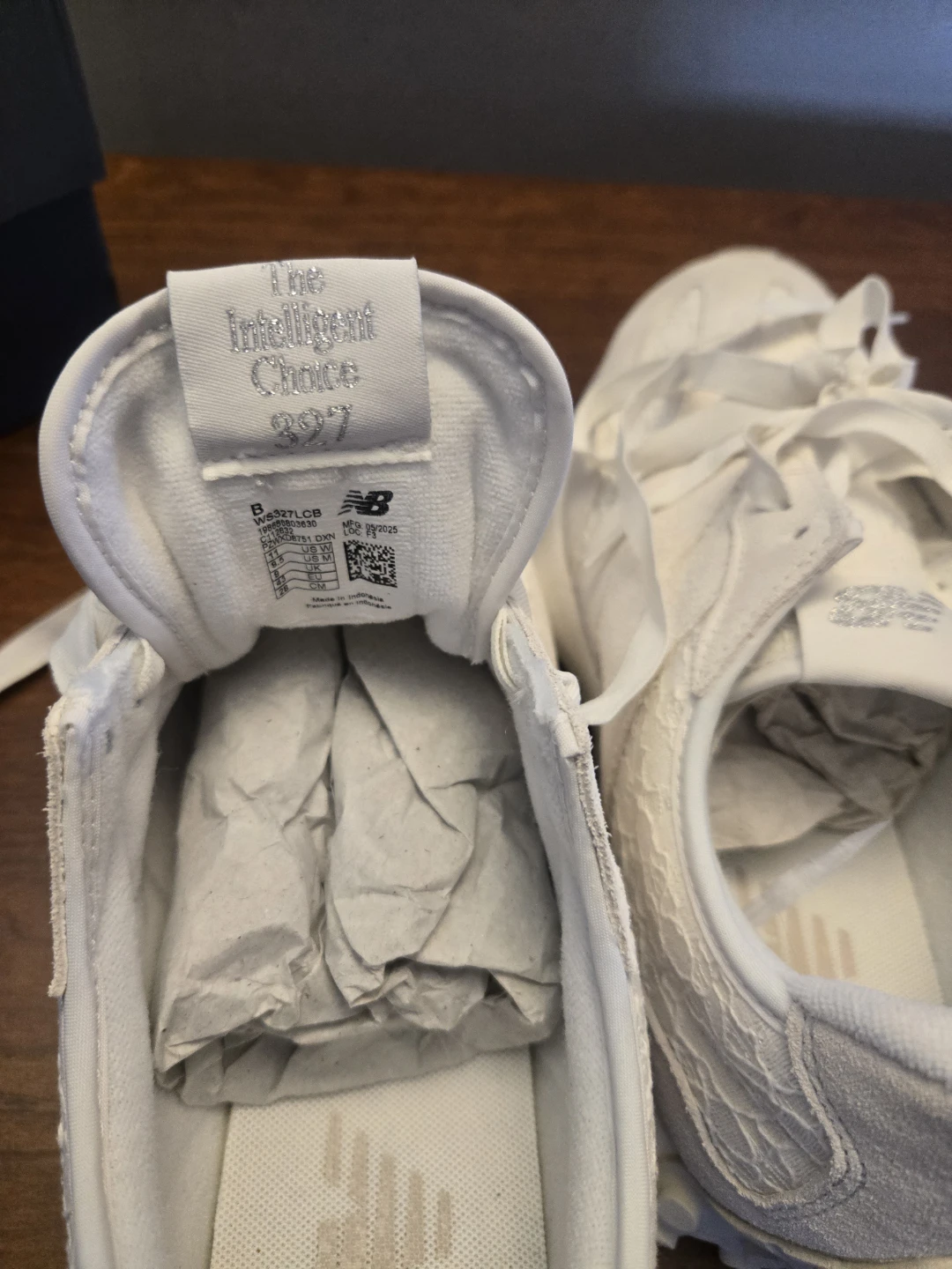 New Balance 327 Women's Sneakers - photo 4