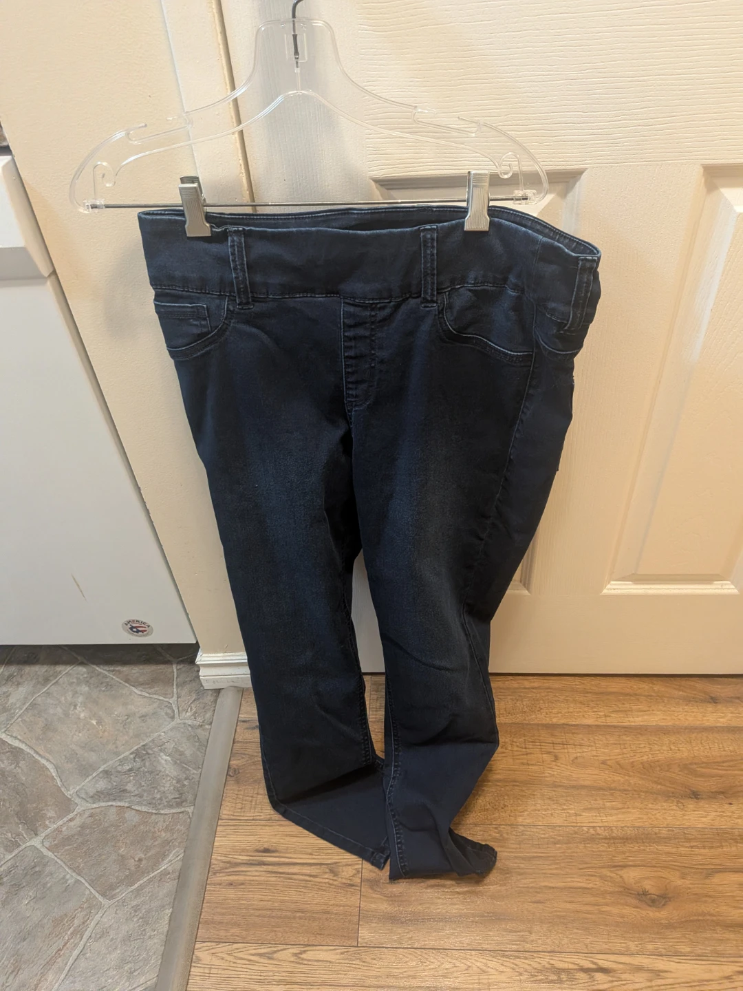 women's skinny leg jeans pick up in st Albert - photo 4