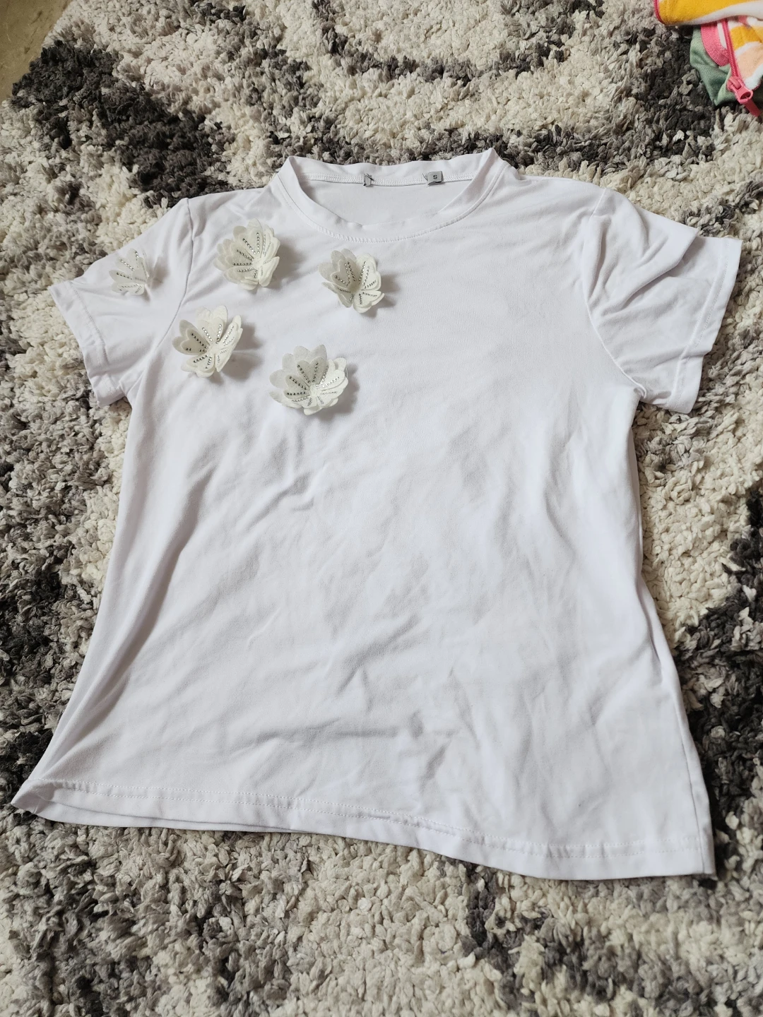 White T-Shirt with Flower Appliques - Size S