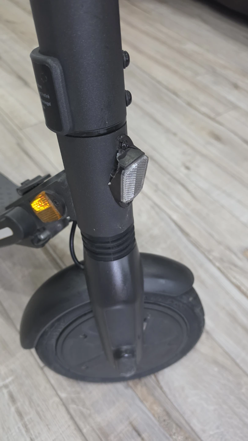 Ninebot E25A Electric Scooter - photo 4