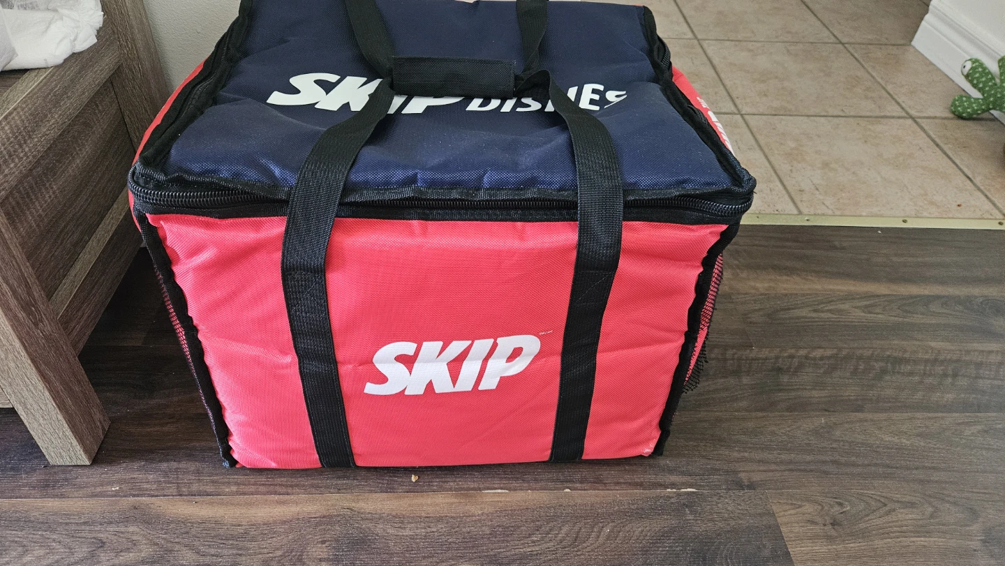 SkipTheDishes Delivery Bag