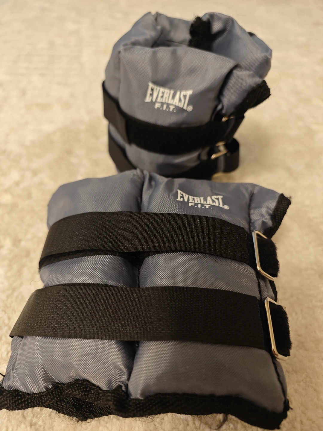 Everlast Fit Adjustable Ankle Wrist Weights - photo 2