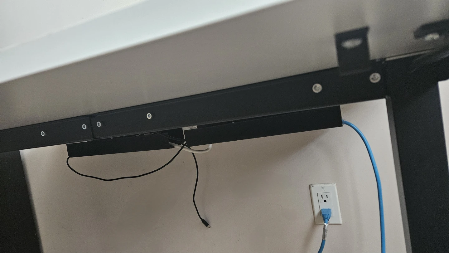 IKEA TROTTEN Standing Desk - White 120cm - photo 4