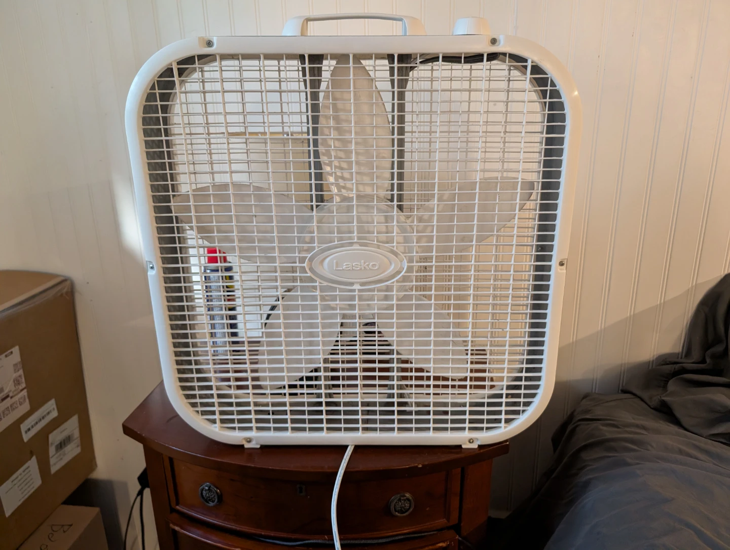 Lasko Box Fan - photo 2