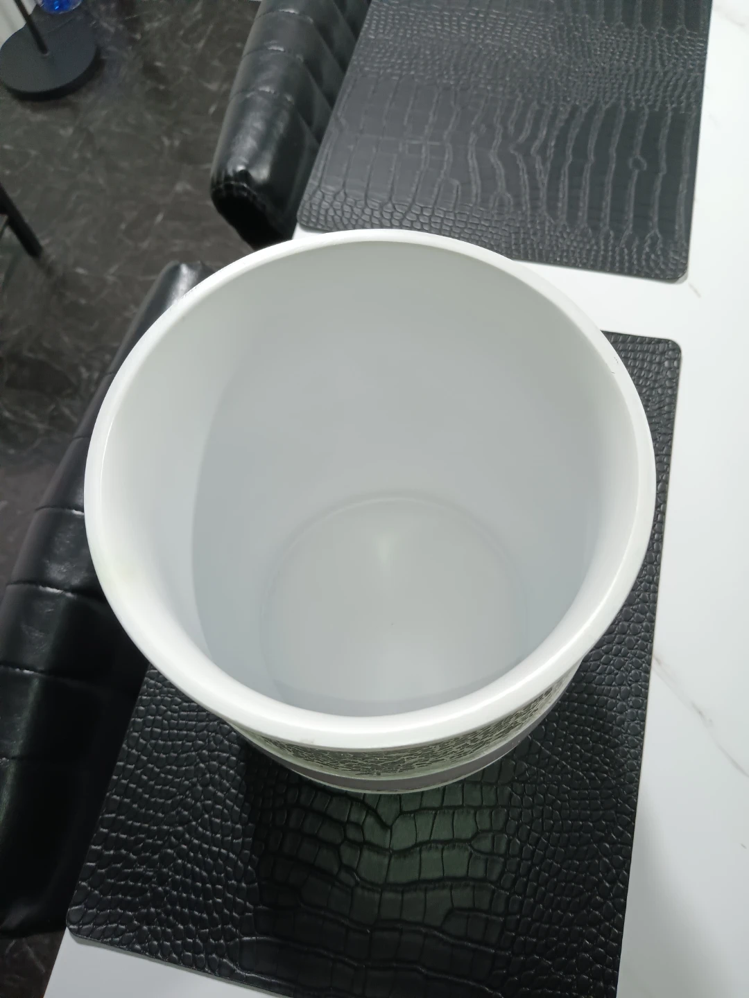 Sparkly White Decorative Vase - photo 2
