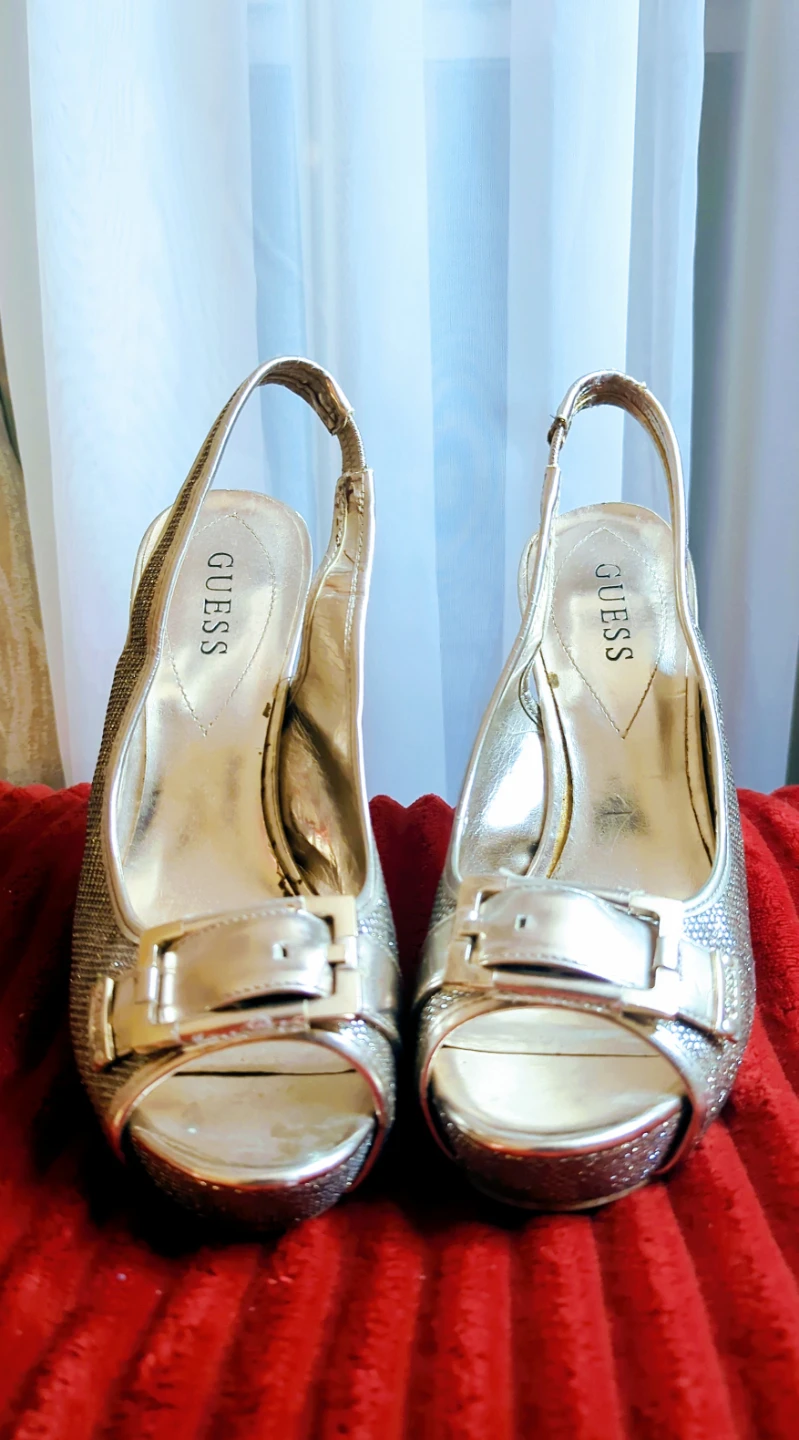 Guess Silver Glitter Slingback Heels - photo 2