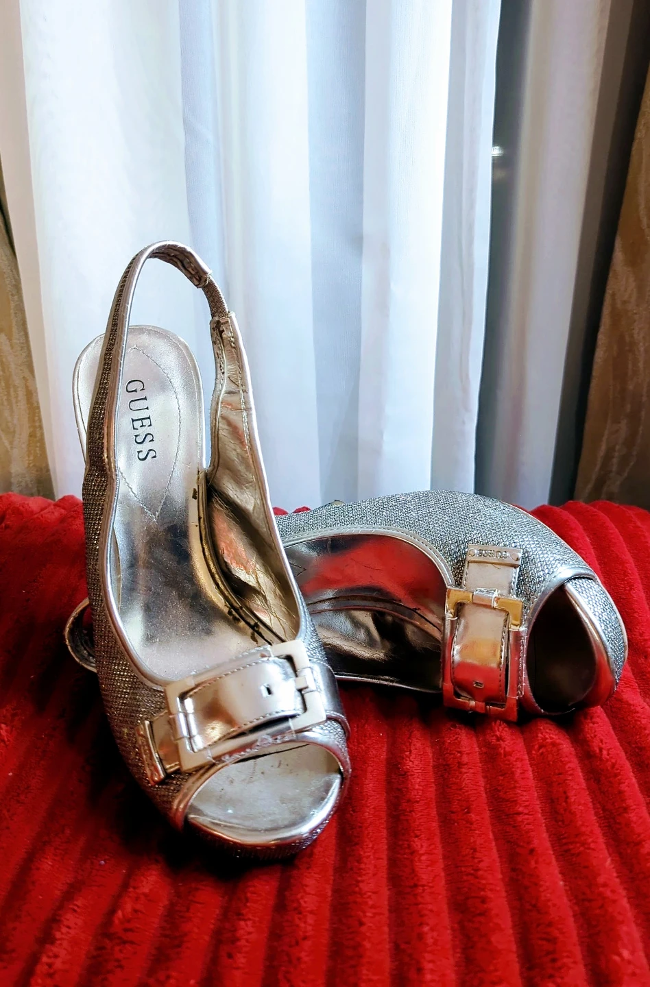 Guess Silver Glitter Slingback Heels - photo 3