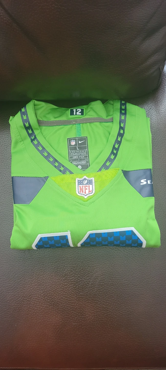 Nike NFL Seattle Seahawks Jersey Size L