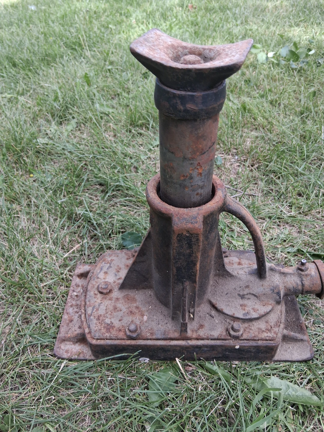 1942 "RIVVE SPECIALTIES" 5-Ton Scissor Jack - Made in Canada - photo 2