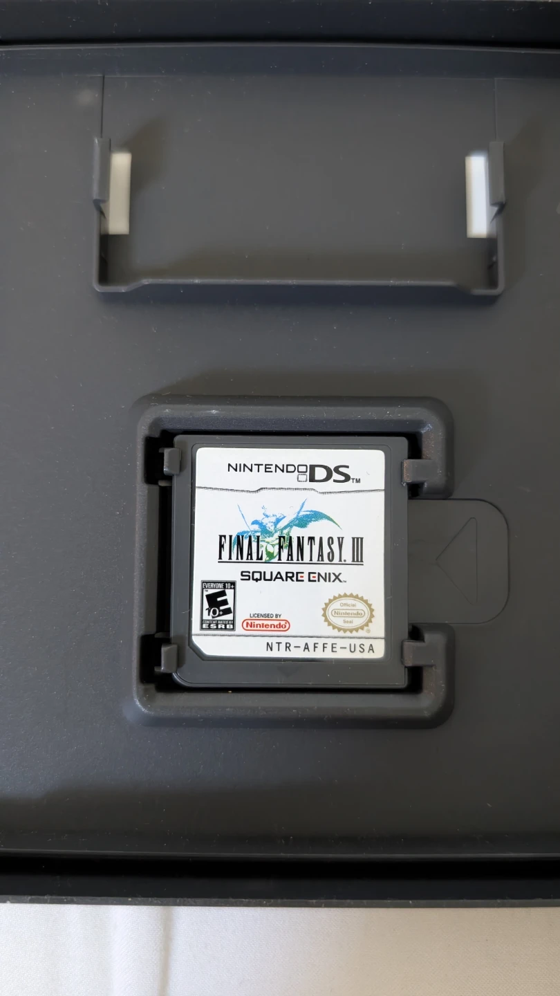 DS GAME - FINAL FANTASY 3 - photo 3