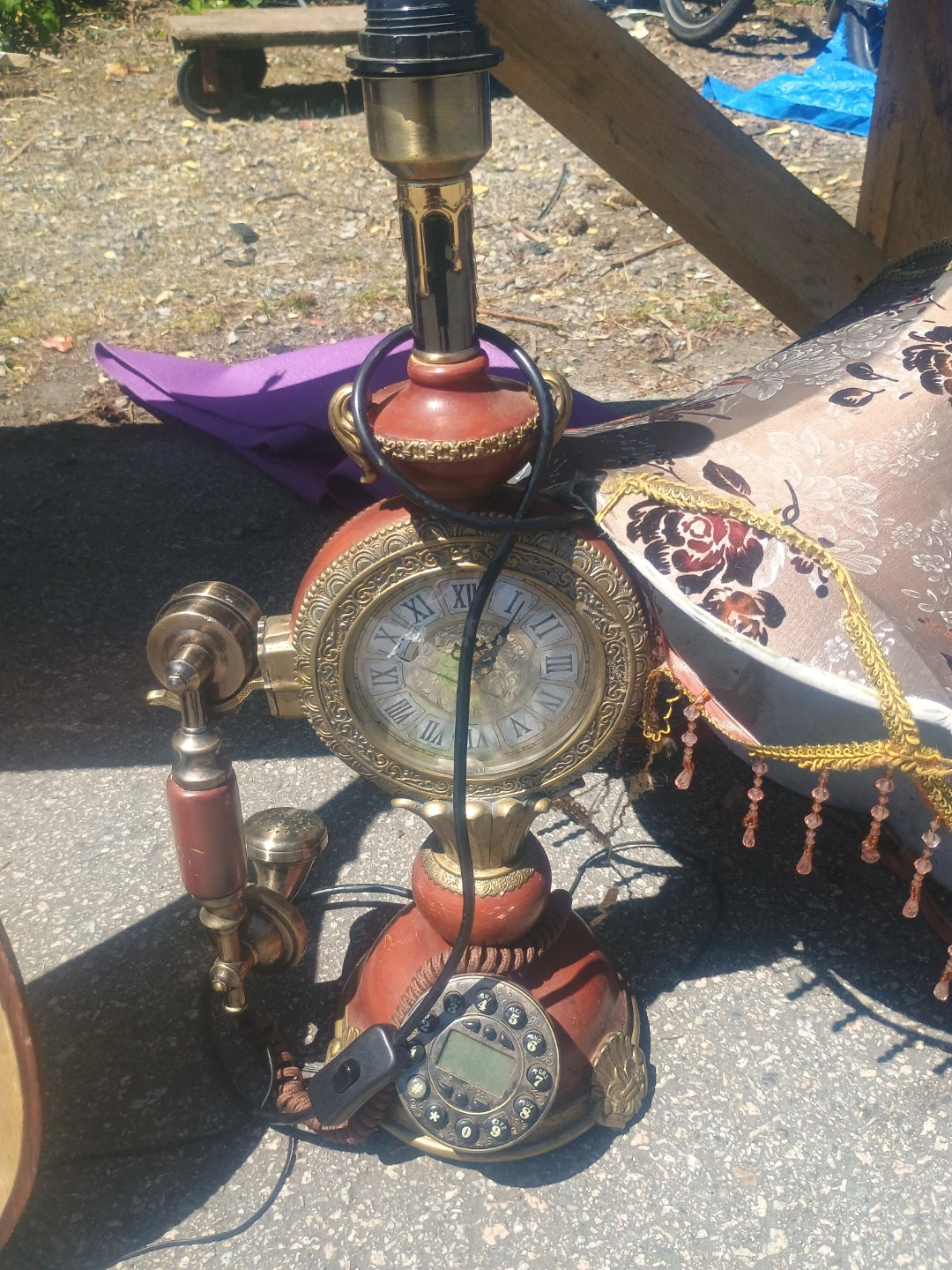Vintage Style Rotary Phone Lamp with Clock