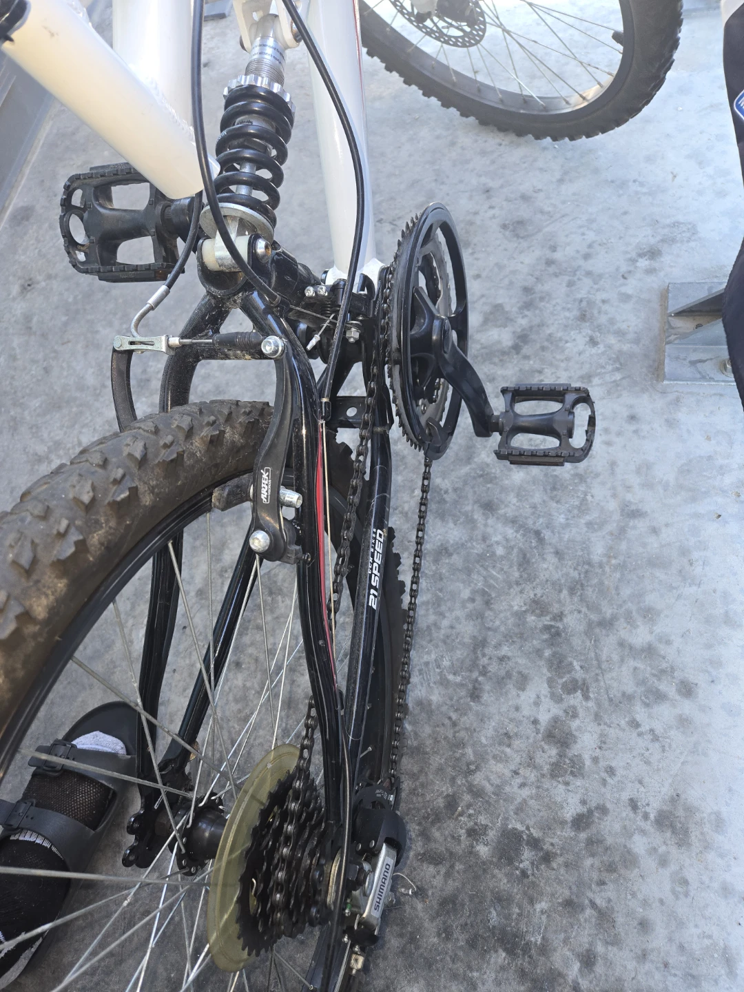 CCM Alpine Mountain Bike - photo 4