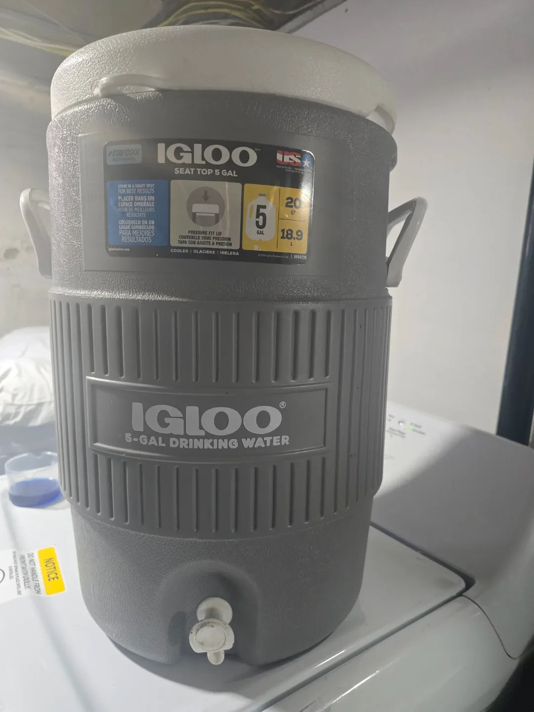 Igloo 5-Gallon Drinking Water Cooler