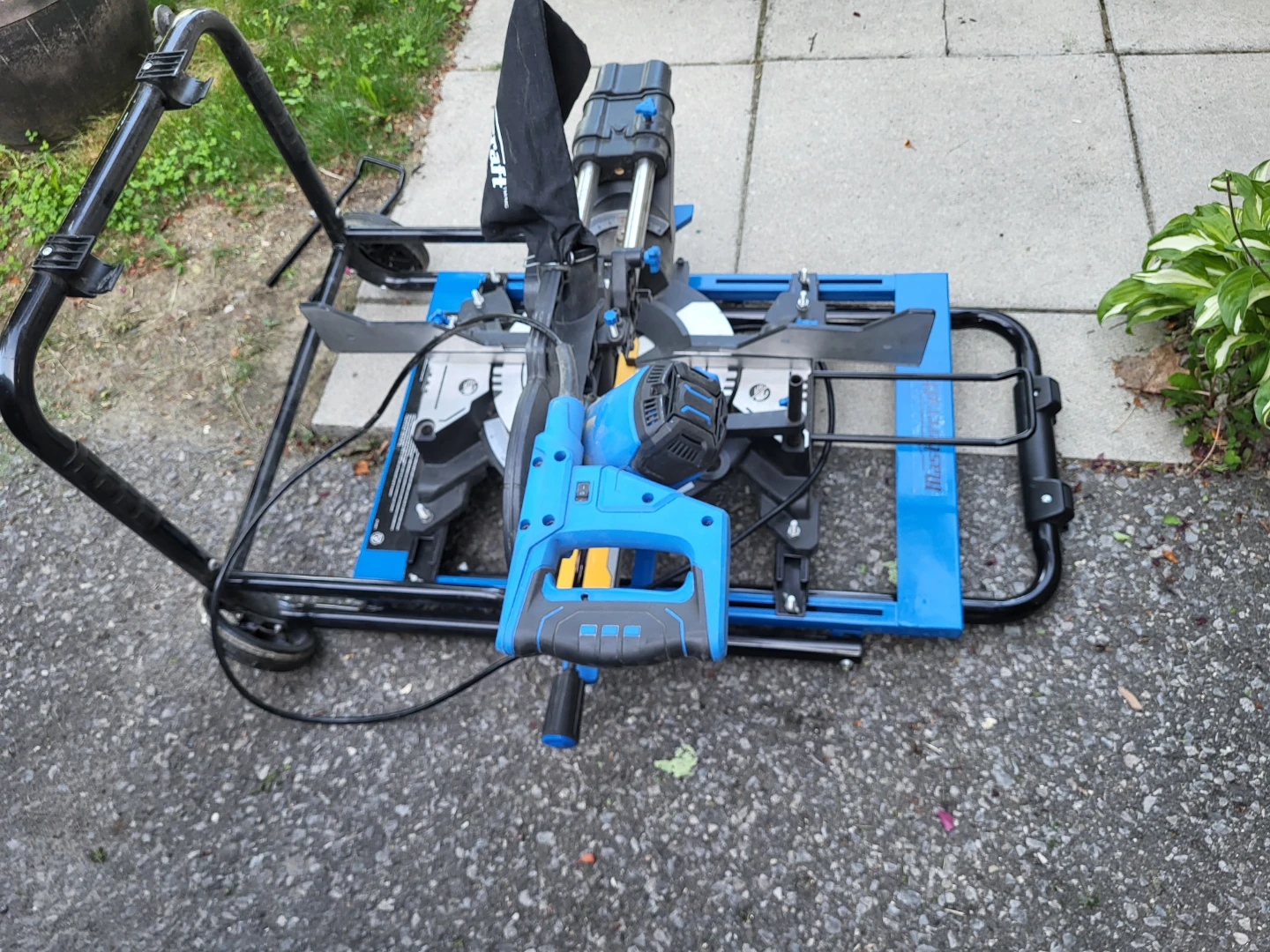 Mastercraft 10" Sliding Mitre Saw with Tool Stand