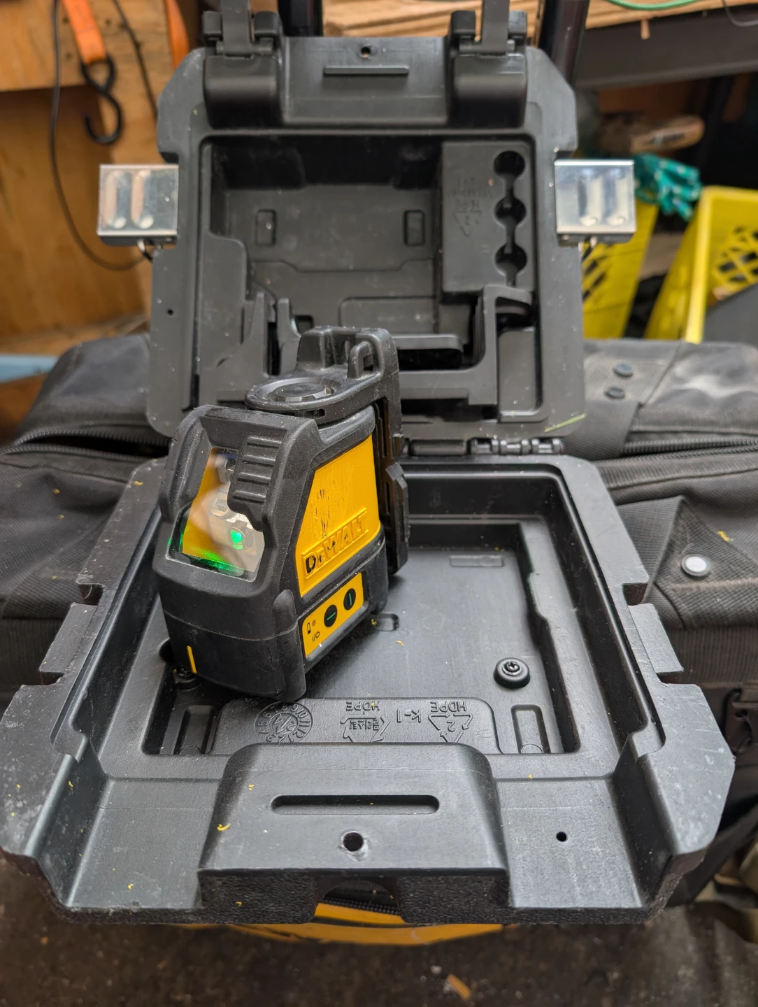 DEWALT Laser Level - photo 3