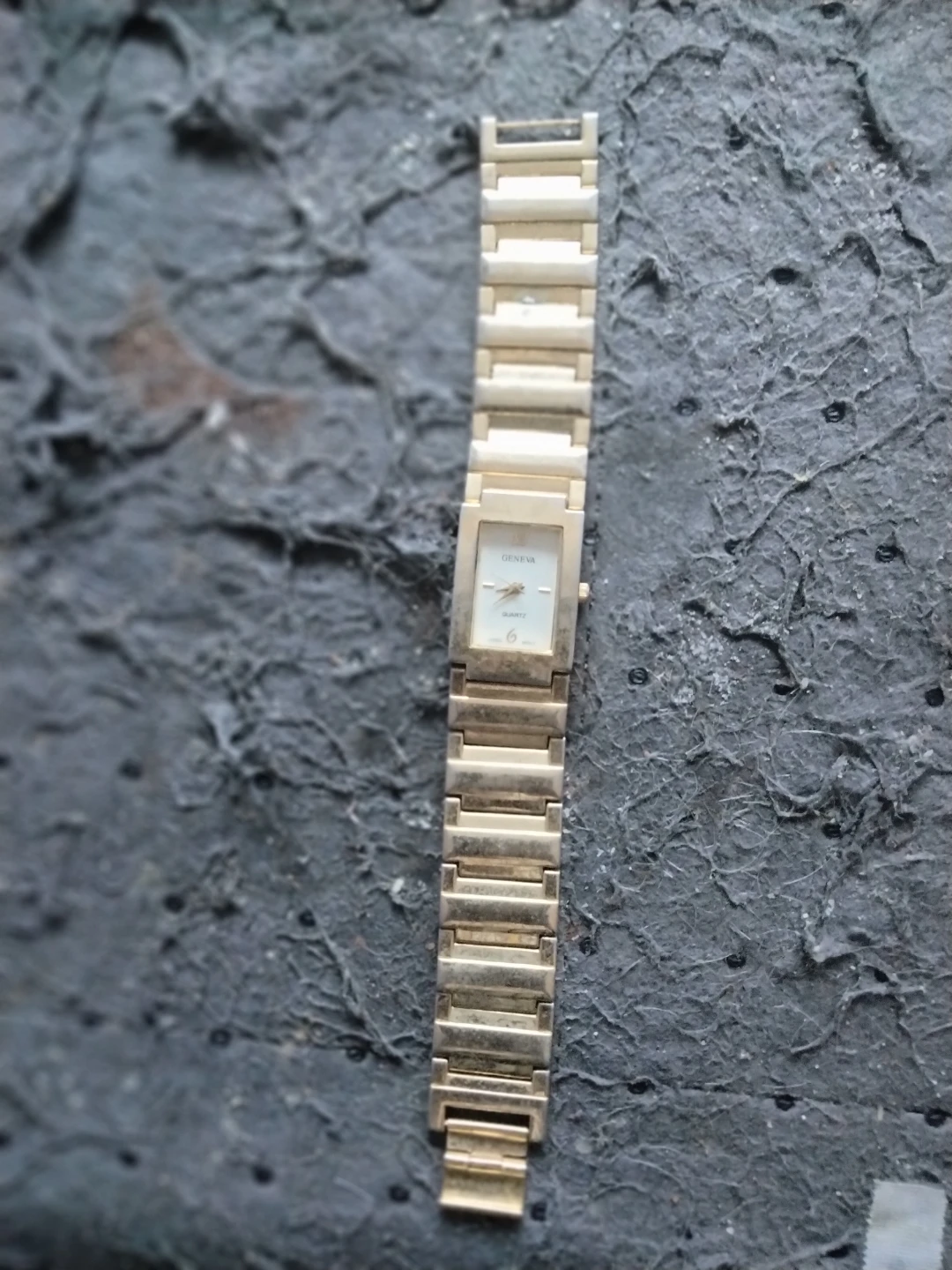 Geneva Quartz Watch - photo 2