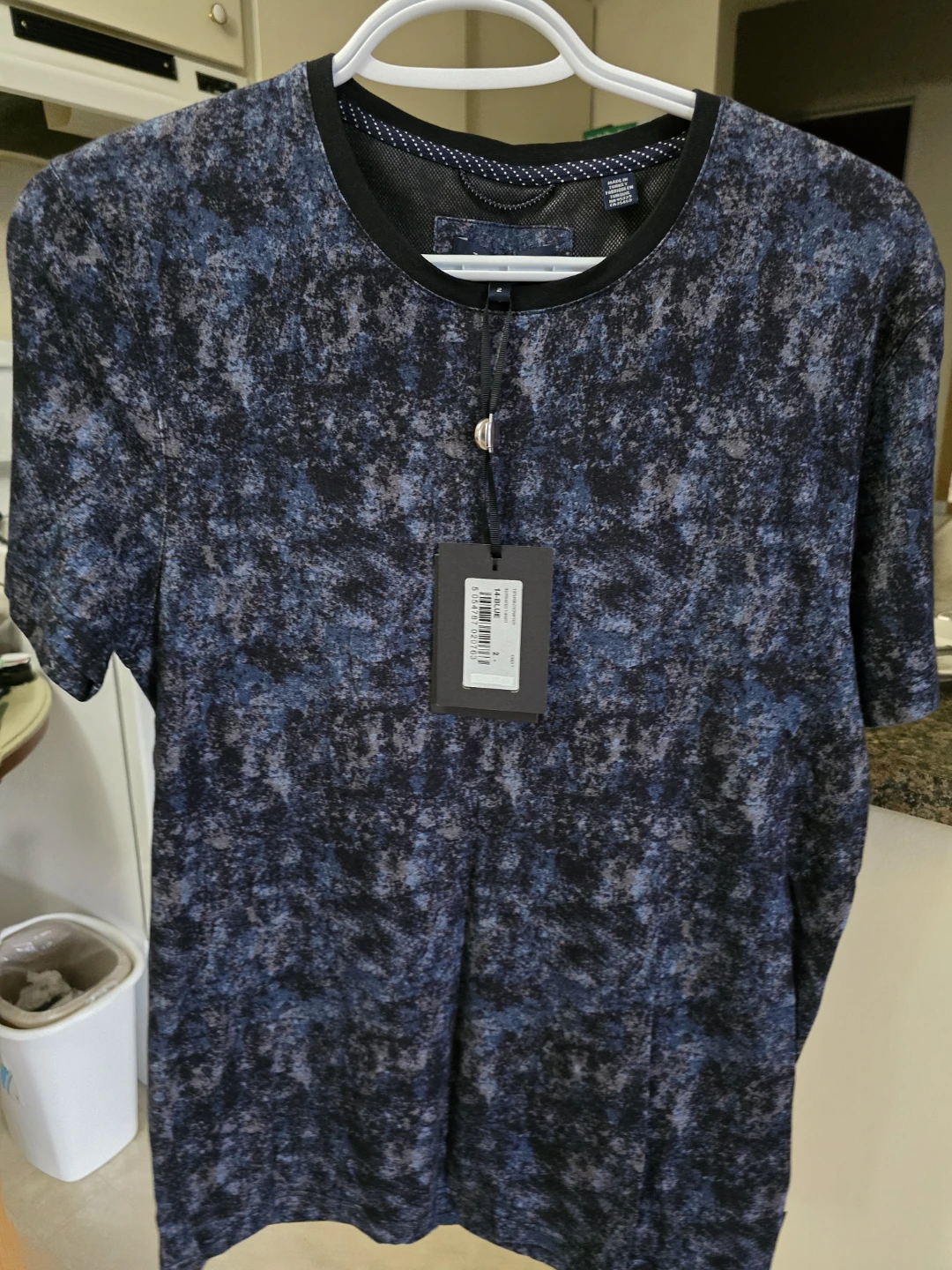 Ted Baker London Men's T-Shirt Size 2