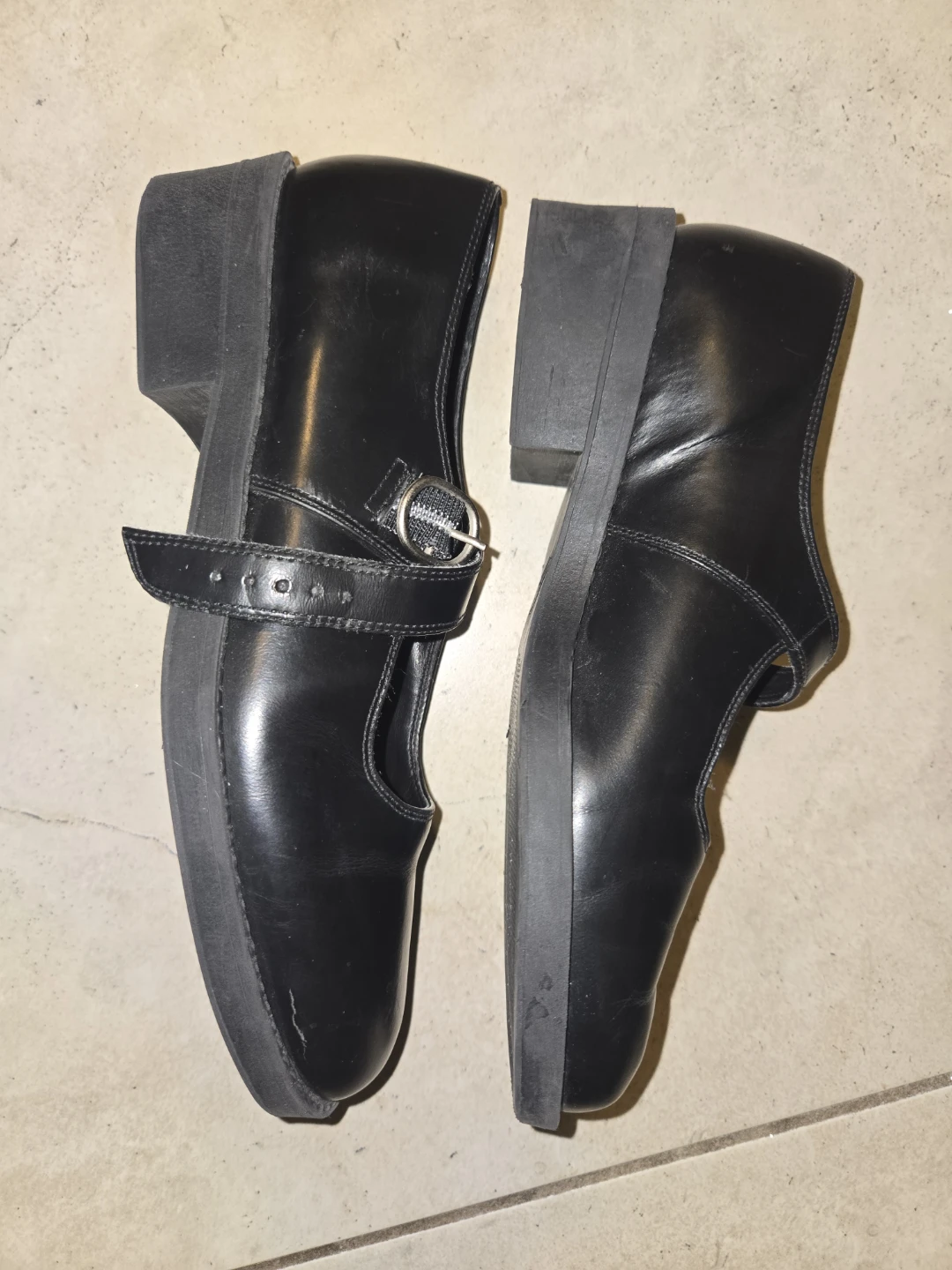 Like-New Vintage GAP Black Mary Jane Shoes