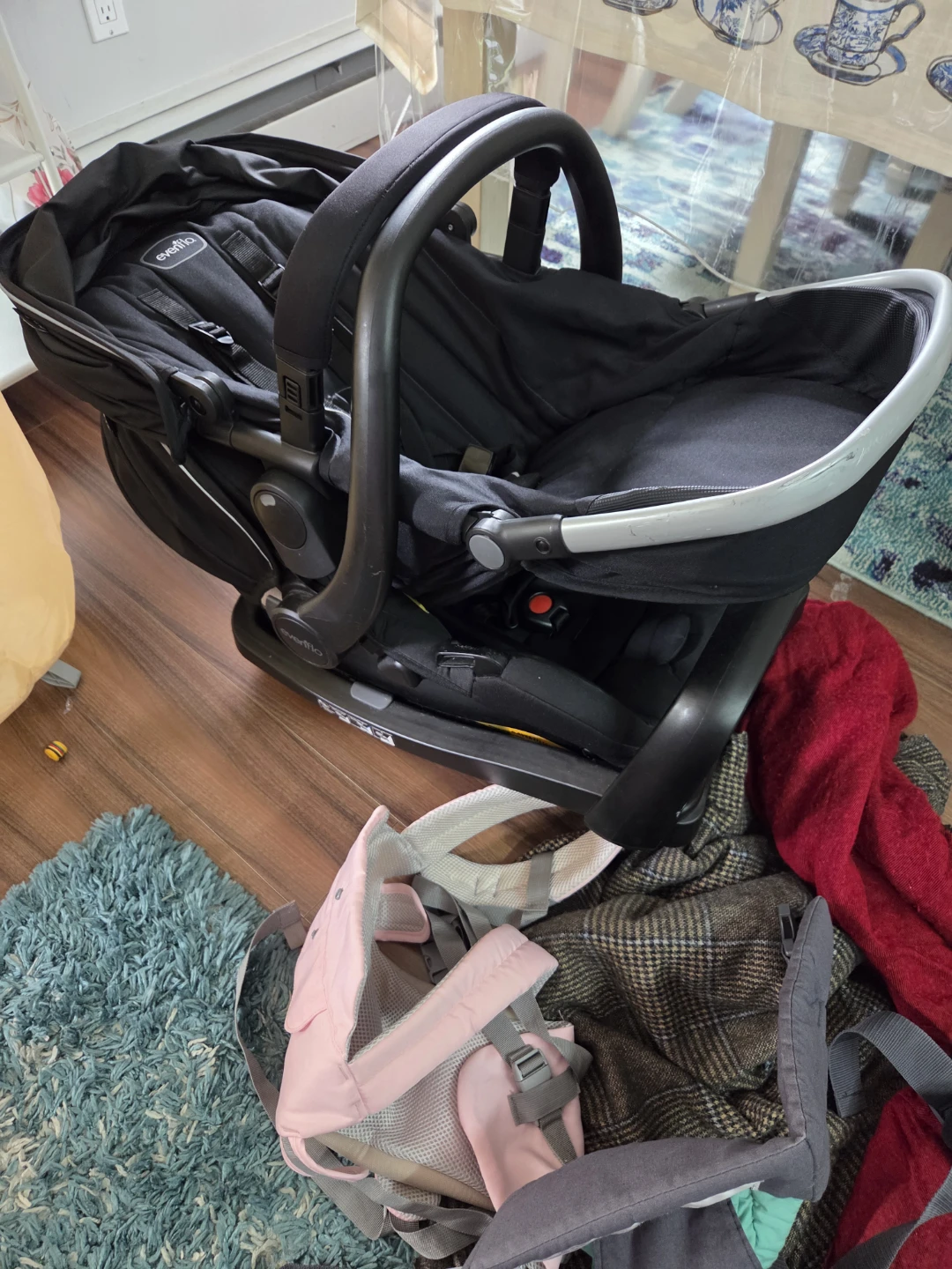 Evenflo Travel System Stroller and Car Seat - photo 3
