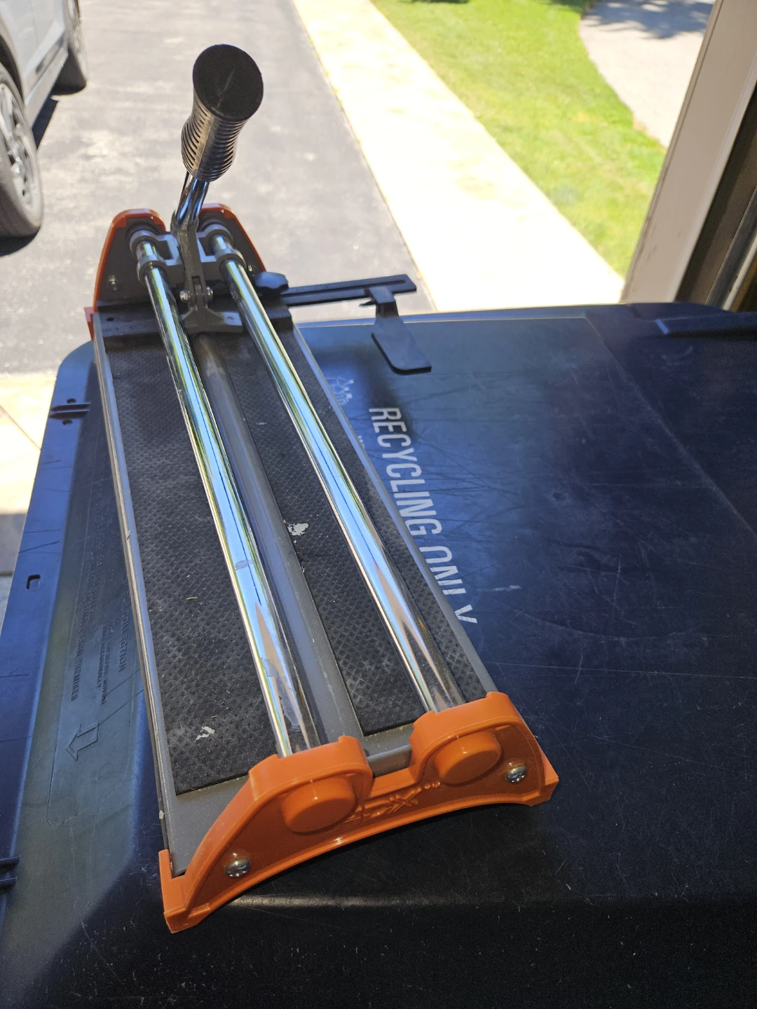 Tile cutter - photo 2