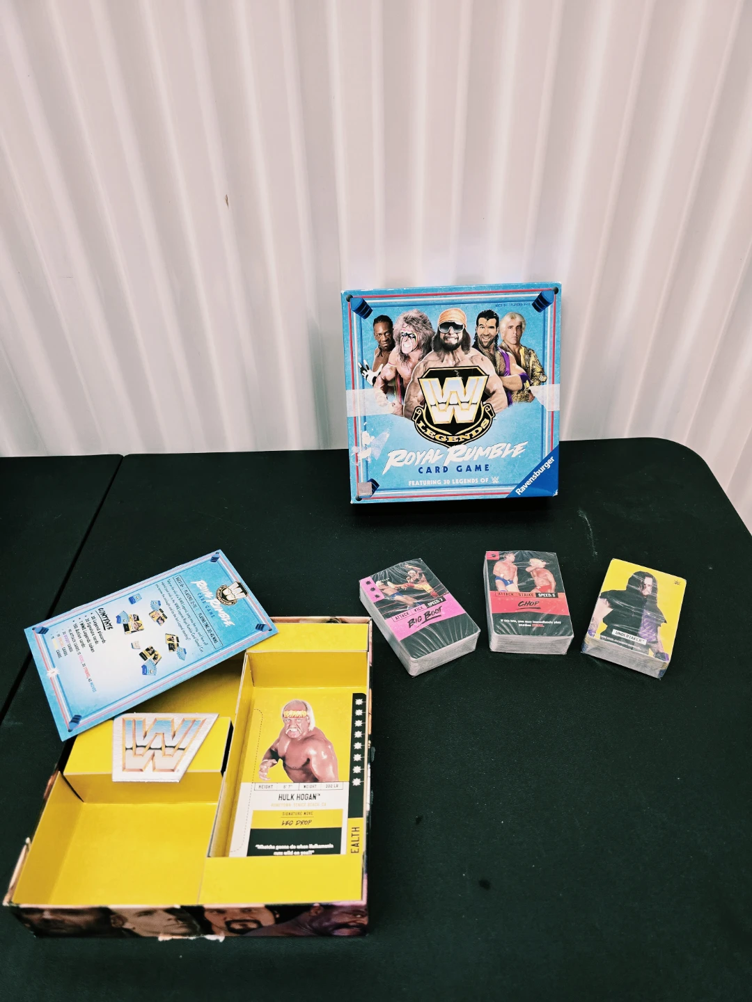 Ravensburger WWE Royal Rumble Card Game - photo 4