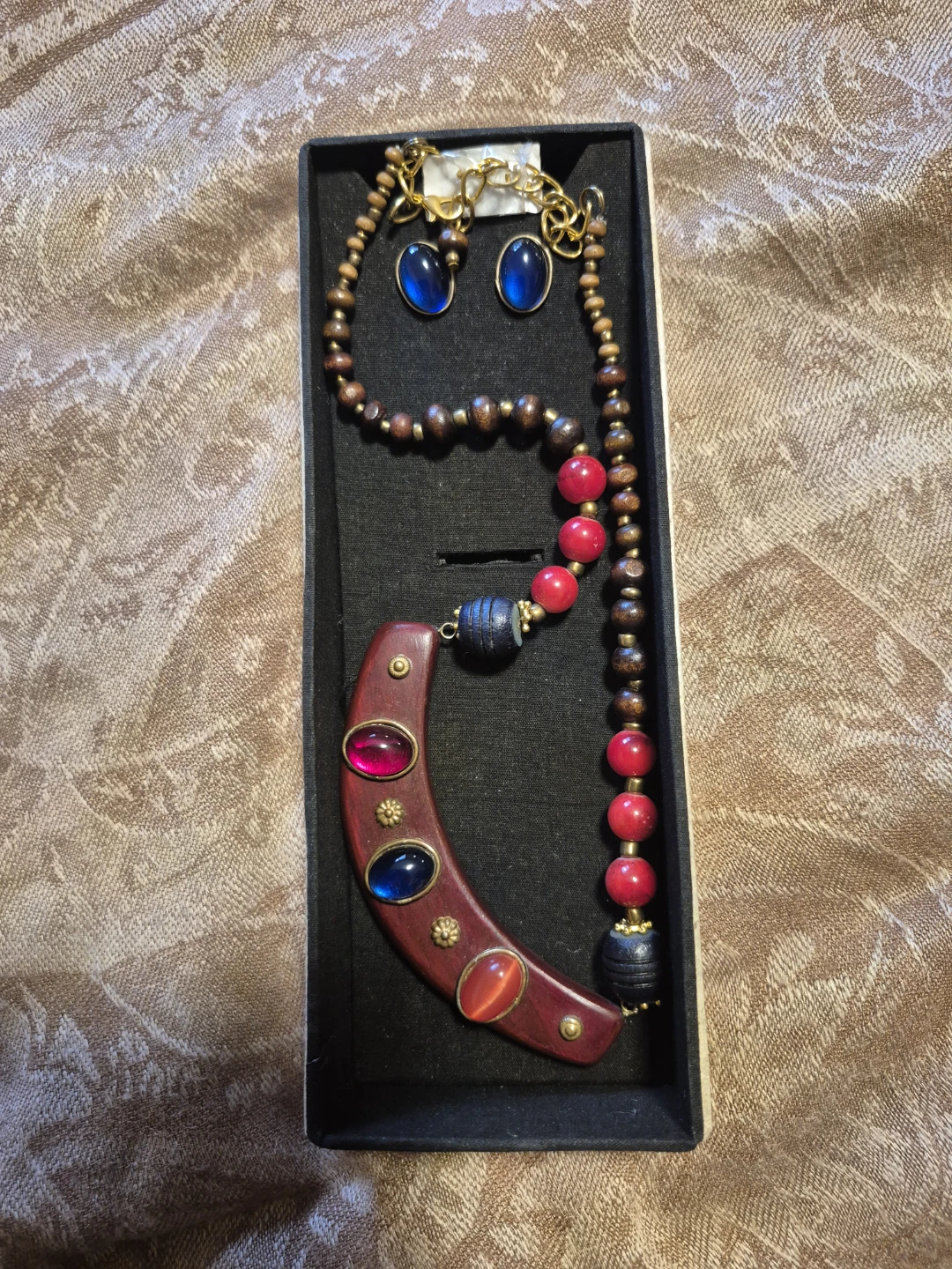 Bengali Indian Beaded Necklace and Earrings Set - photo 5