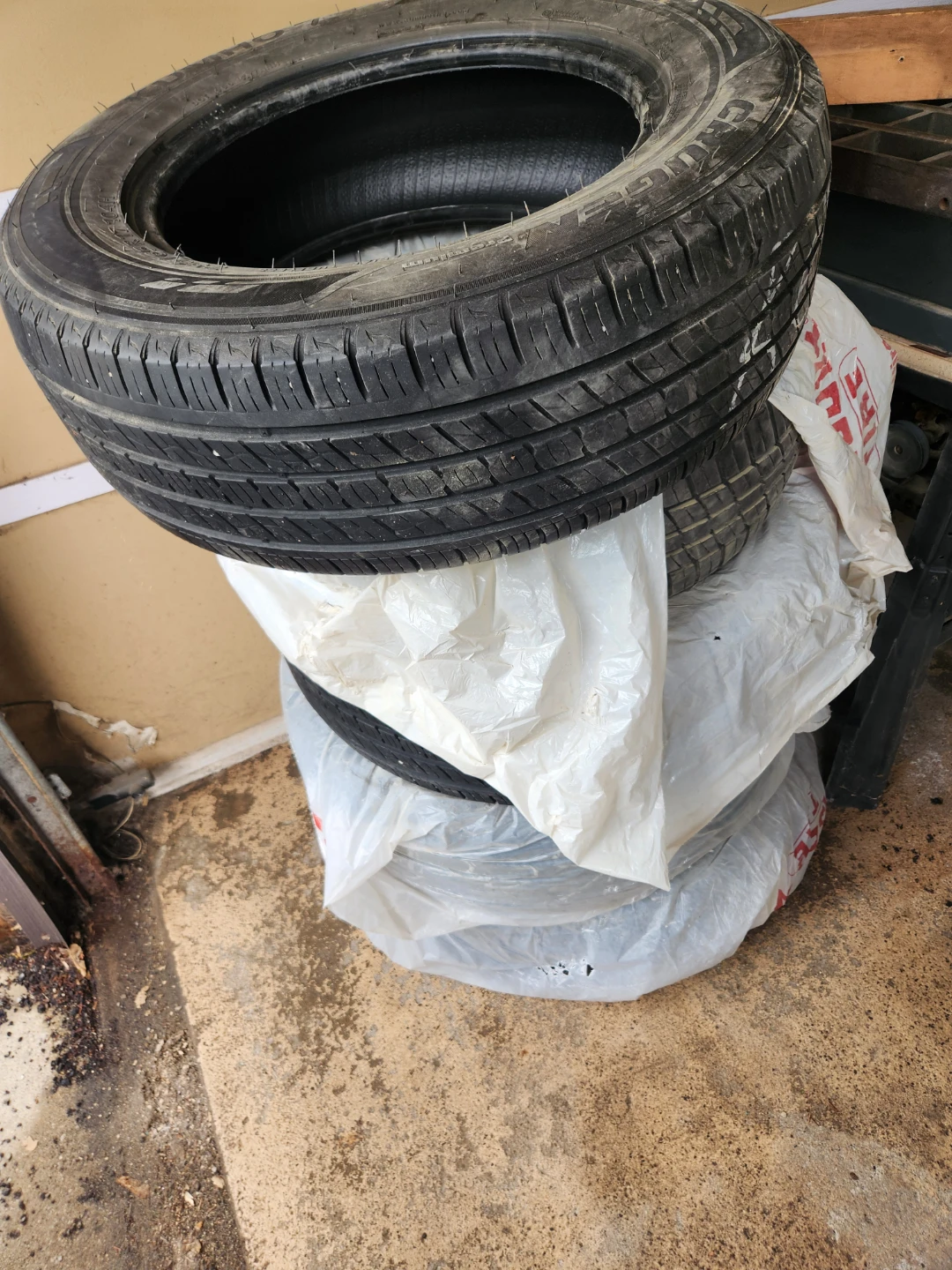 Kumho Crugen Premium Tires (Set of 5) - photo 2