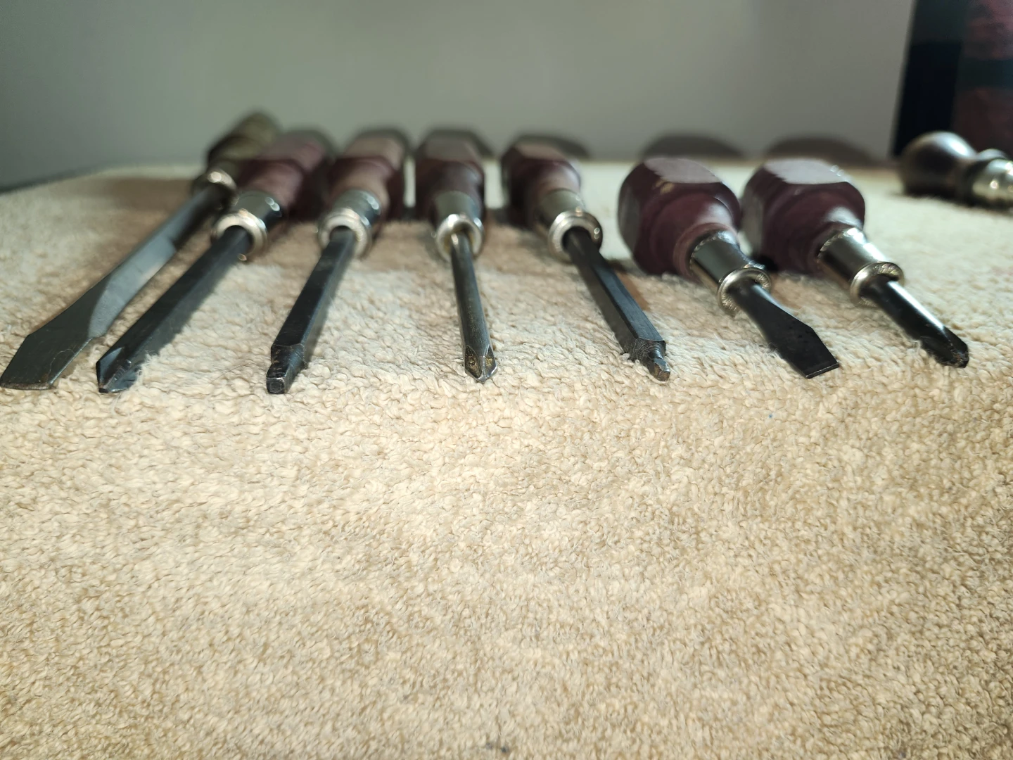 Vintage Screwdriver Set with Ratchet Handle - photo 2
