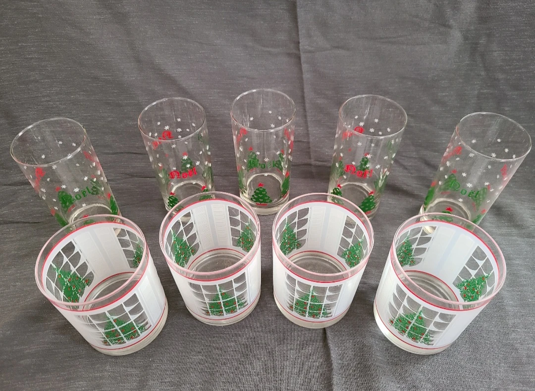 9 Christmas Drinking Glasses ⚽️ - photo 2