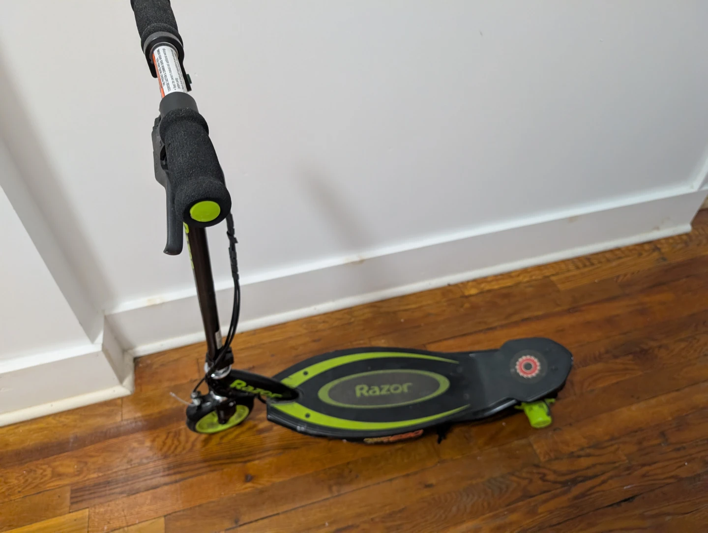 Razor Electric Scooter - photo 2