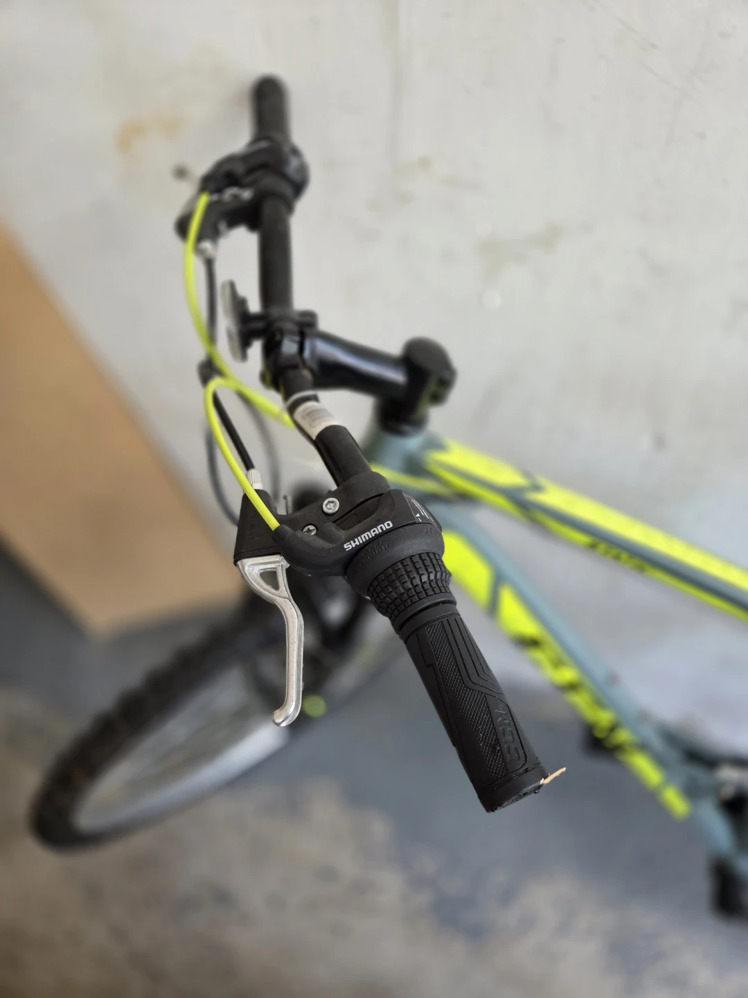 CCM Static Mountain Bike - photo 3