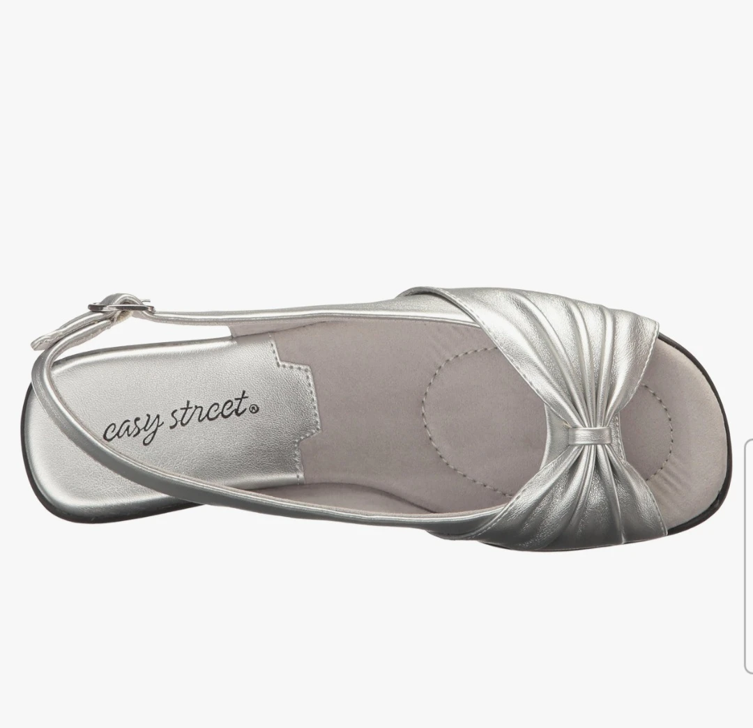 Easy Street Fantasia Slingback Sandals Silver Size 9M
