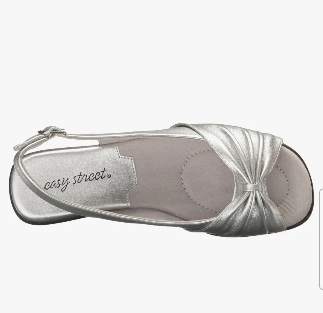Easy Street Fantasia Slingback Sandals Silver Size 9M
