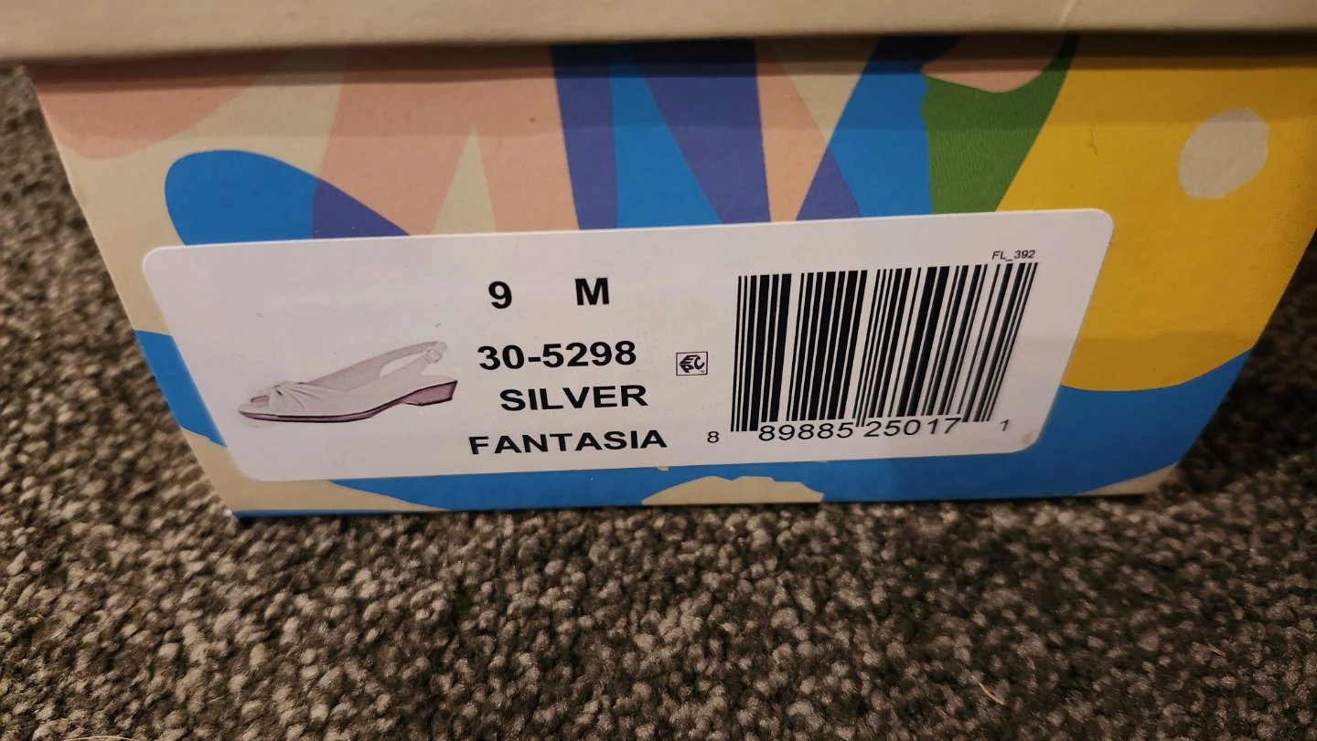 Easy Street Fantasia Slingback Sandals Silver Size 9M - photo 5