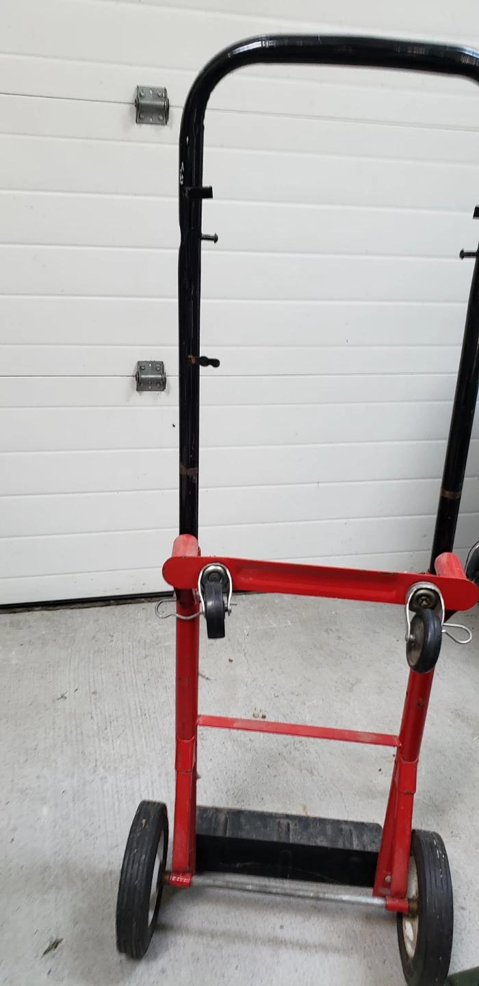 Red Hand Truck Dolly Ysed Good condition
