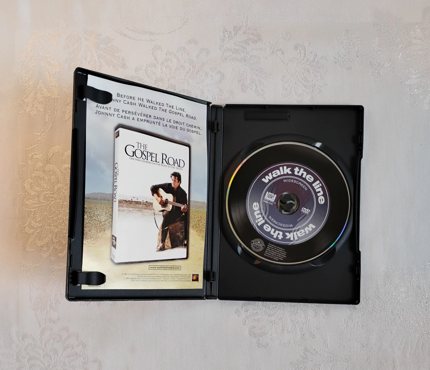 ⚽ Walk the Line Johnny Cash DVD - photo 3