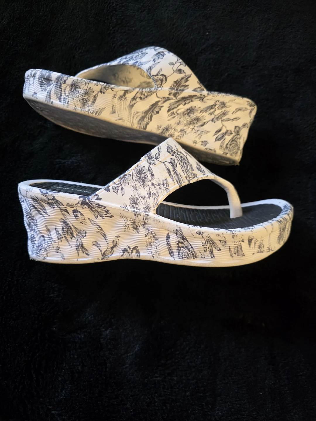 Simon Chang Floral Platform Flip Flops - photo 4