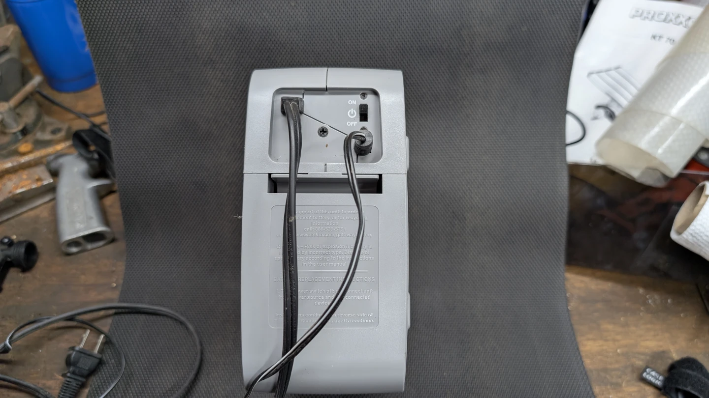 Belkin Battery Backup Unit *NO BATTERY* - photo 3