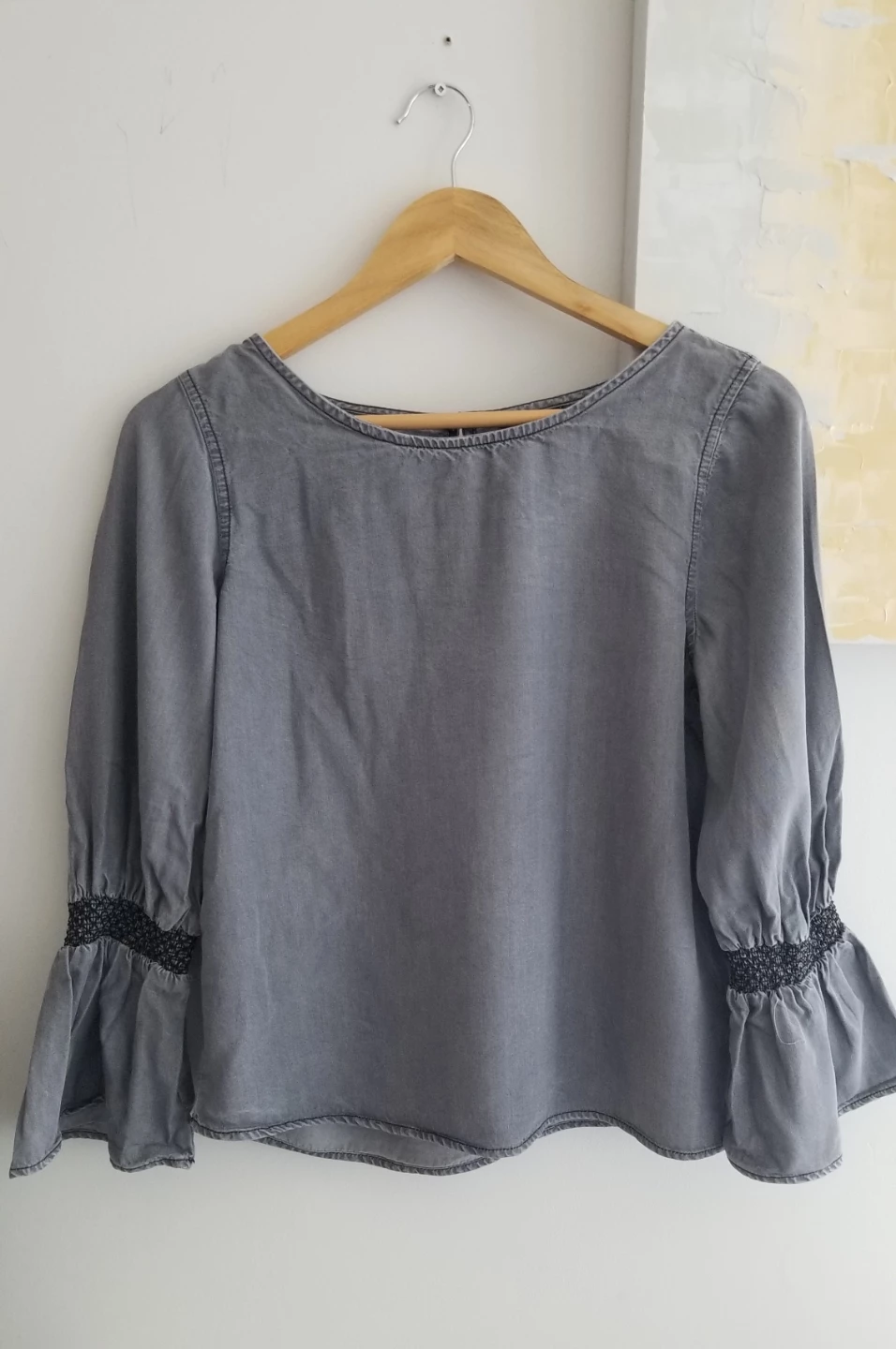 Gap Denim Bell Sleeve Top/Blouse Size XS⚽️