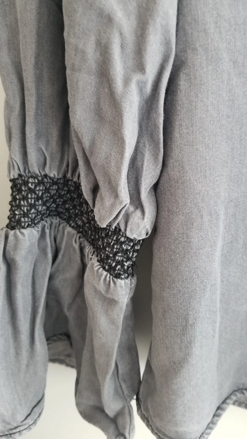 Gap Denim Bell Sleeve Top/Blouse Size XS⚽️ - photo 4