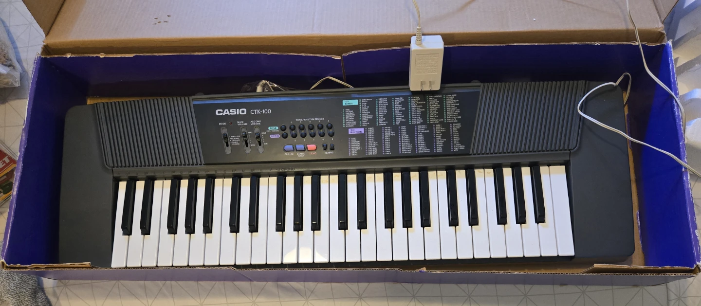 Casio Tone Bank CTK-100 Keyboard