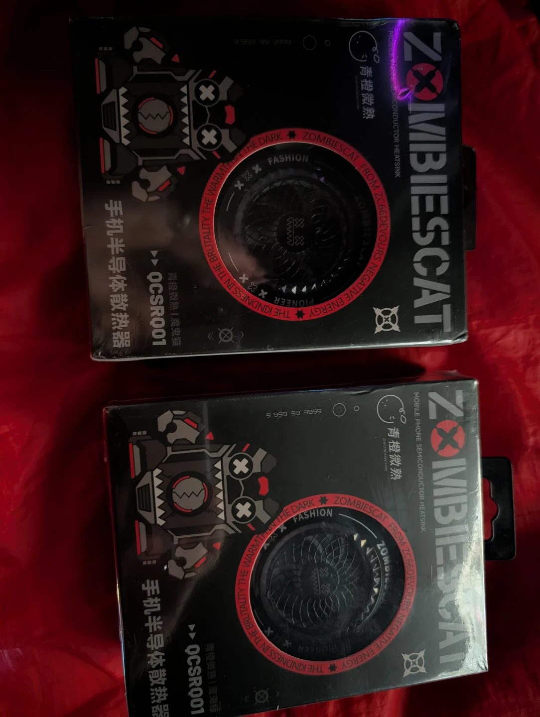 2 Zombiescats.  they are  Semiconductor Heatsinks OCSR001