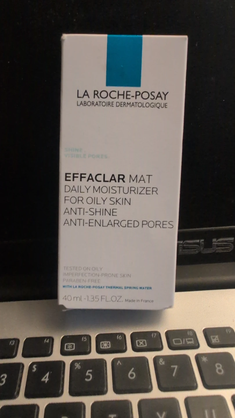La Roche-Posay Effaclar Mat Daily Moisturizer for Oily Skin