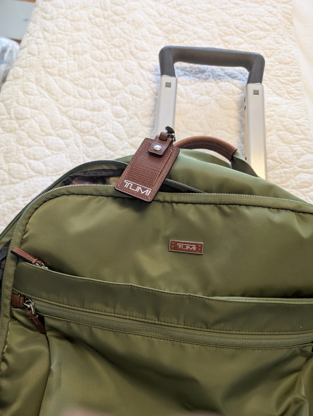Tumi Voyageur International Carry-On Luggage - photo 4
