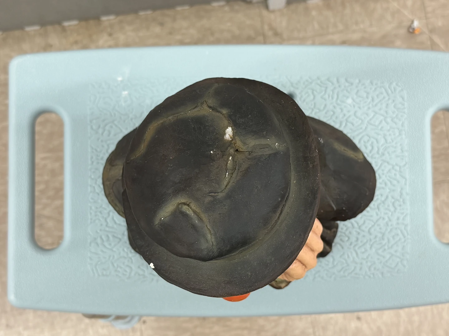 Sad Clown Figurine - photo 3