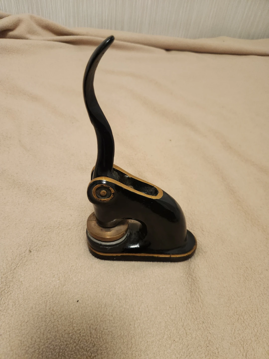 Black and Gold Embosser Seal Press - photo 2