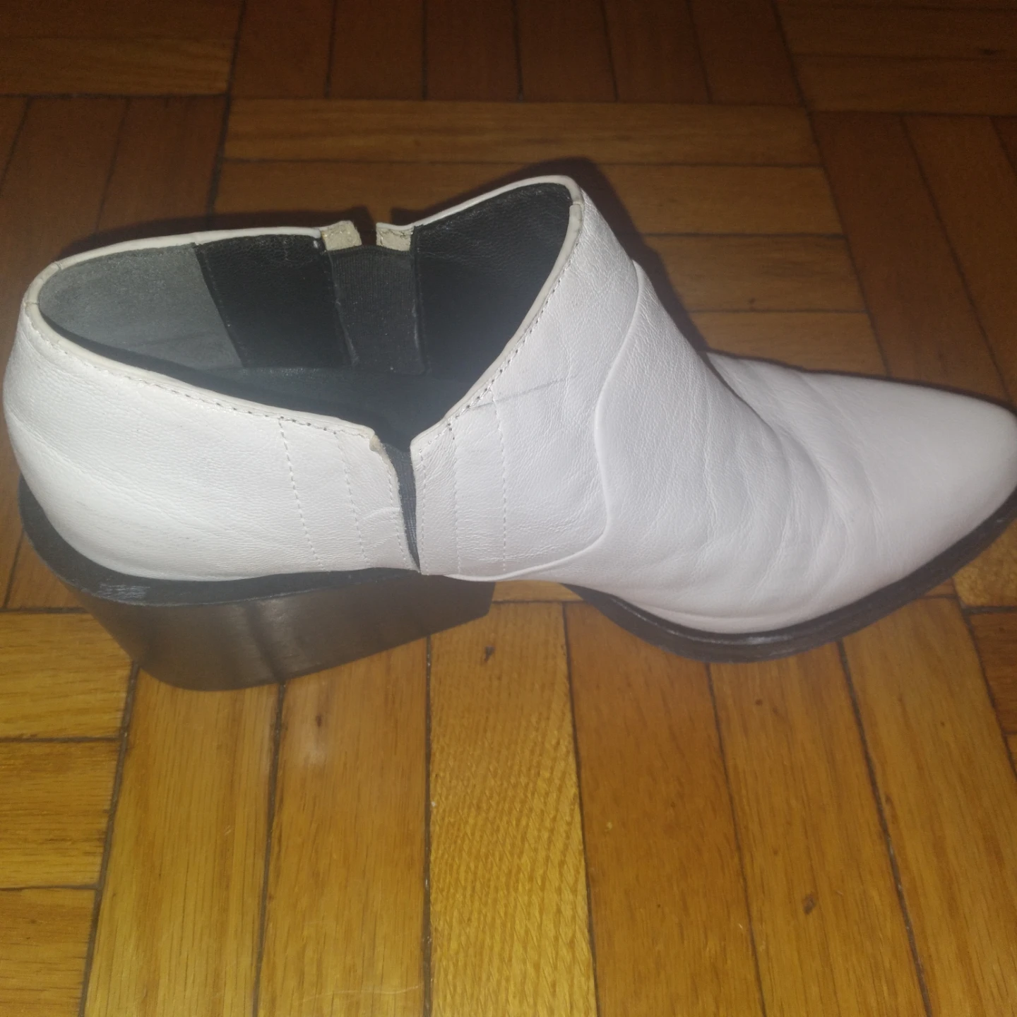 DKNY White Ankle Boots - photo 3