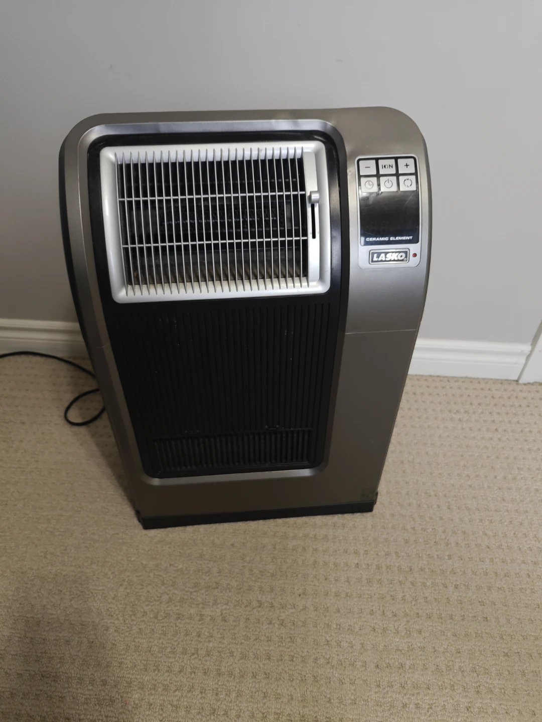 Lasko Ceramic Element Heater ⚽