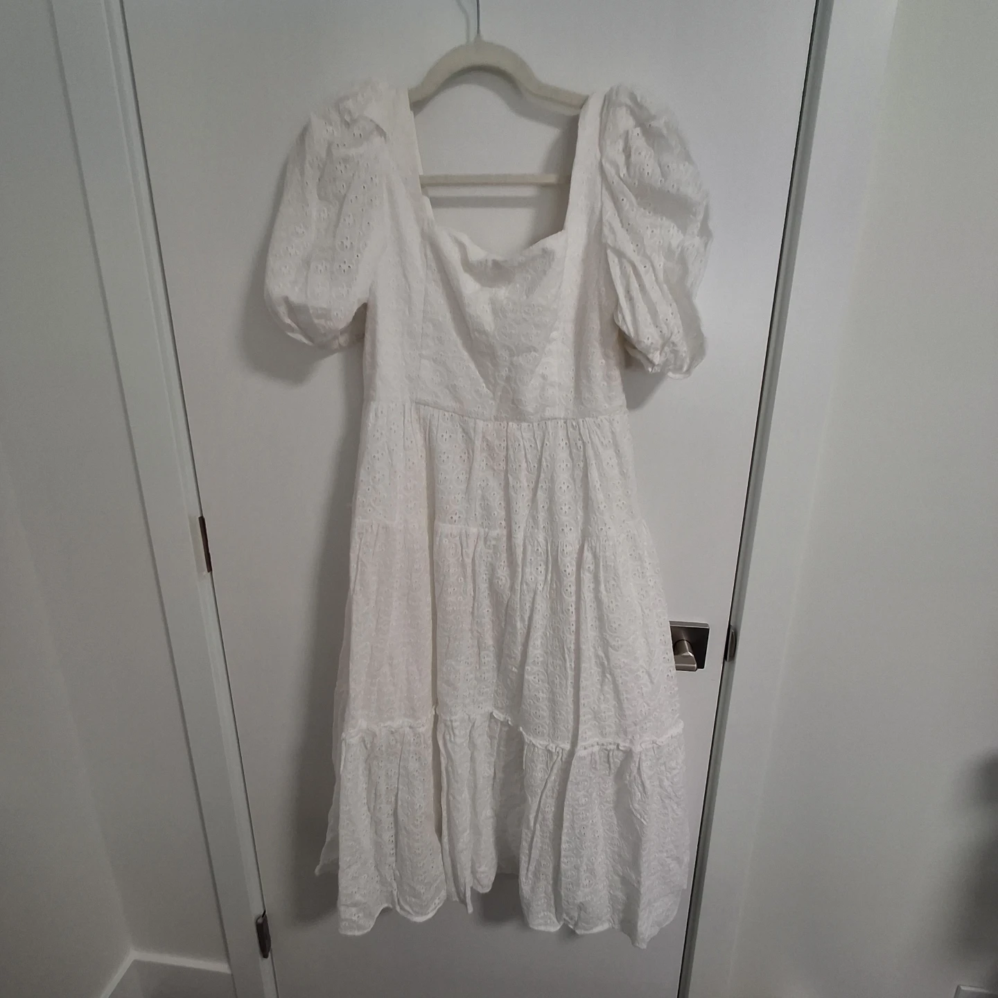 MOTF White Eyelet Dress - photo 3